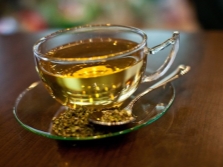 用于酗酒的百里香茶