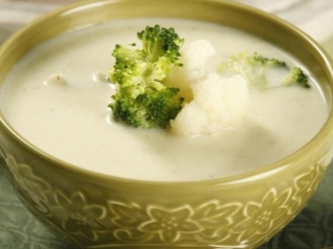 花椰菜浓汤：特性和流行食谱