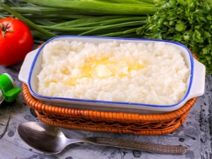 煮粥和抓饭的时候米和水的比例应该是多少？