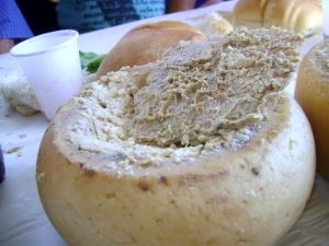 Casu Marzu 奶酪幼虫的特点