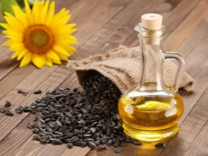 Sunflower oil: features, benefits and harms