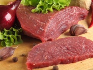 牛里脊肉：它是什么，它在哪里，卡路里含量和烹饪方法